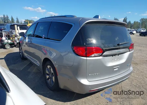 2018 Chrysler Pacifica Hybrid Limited from USA, damaged, VIN 2C4RC1N76JR111914